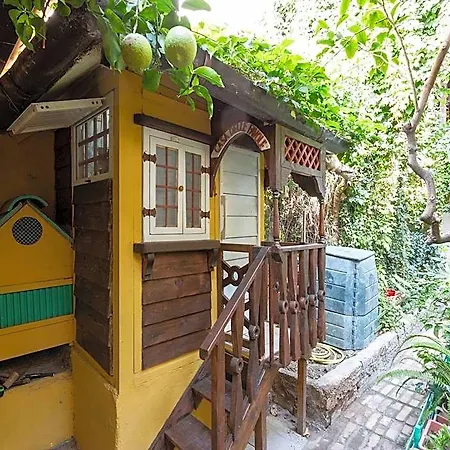 Belvilla By Oyo La House